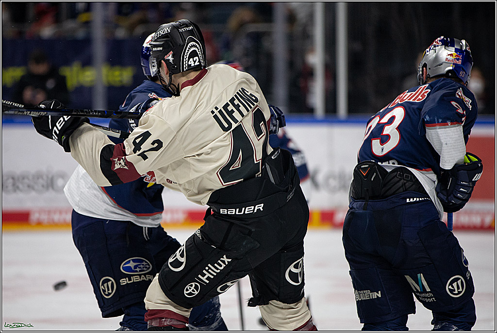 PENNY DEL;  Koelner Haie - EHC Red Bull Muenchen; Koeln, 18.03.2022